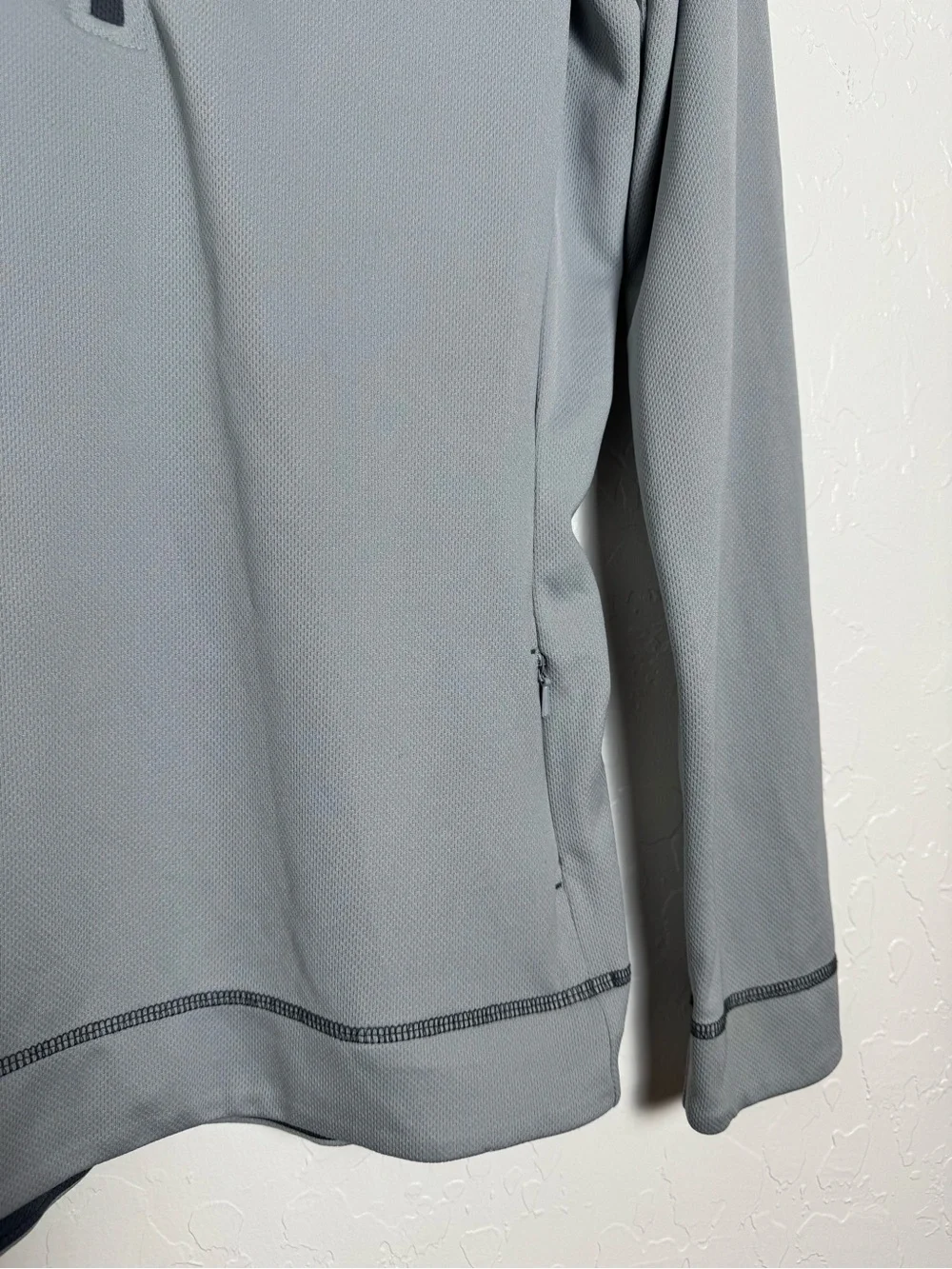 Alo Gray Cool Fit Quarter Zip Hooded Performance Pullover